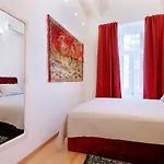 Chrystal Apps Integral Apartamento *