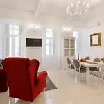 Chrystal Apps Integral Apartamento *