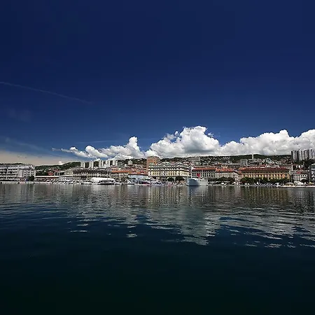 Apartamento Chrystal Apps Integral *