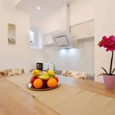 Chrystal Apps Integral Apartamento *