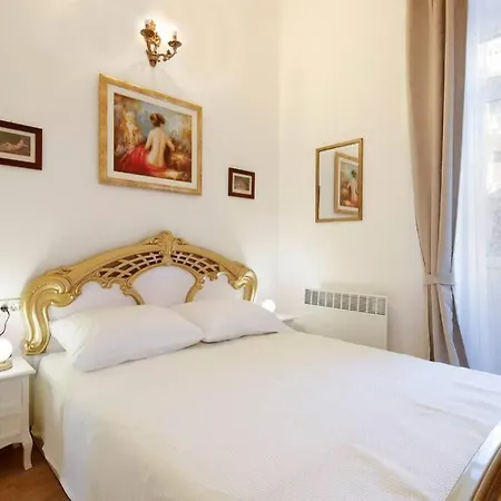 Chrystal Apps Integral Apartman *