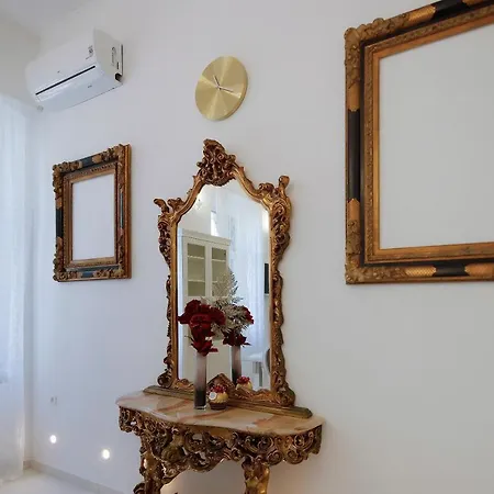 Chrystal Apps Integral Apartment