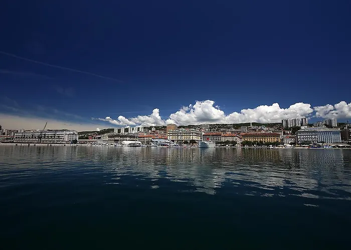 Apartment Chrystal Apps Integral *