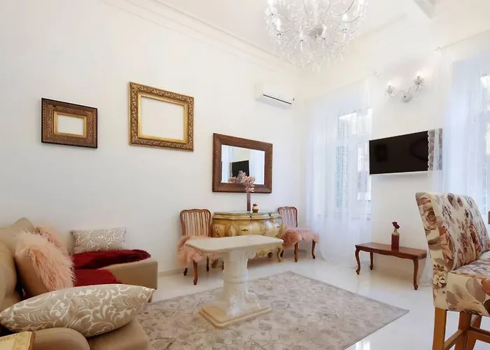 Apartment Chrystal Apps Integral *